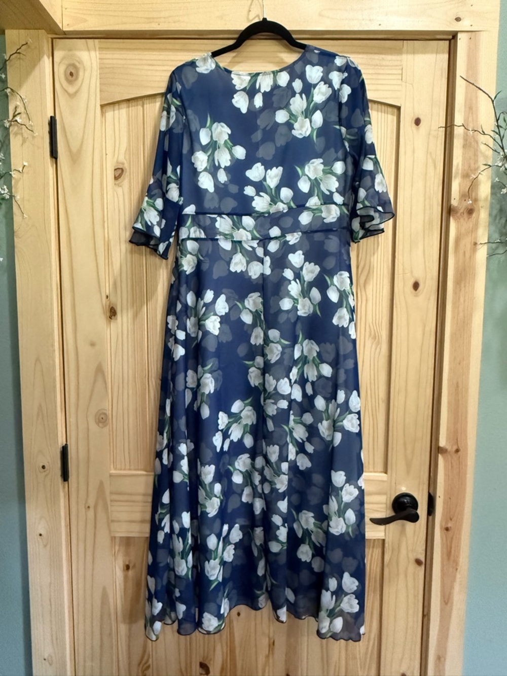 Navy Floral V-Neck Chiffon Dress - Picture 8 of 8
